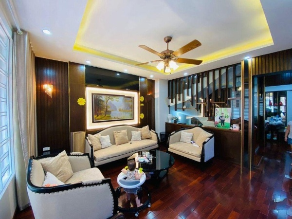 Bán nhà lô góc 5 tầng 50m2 tại Phố Hồng Tiến, Phường Bồ Đề, Long Biên, Hà Nội